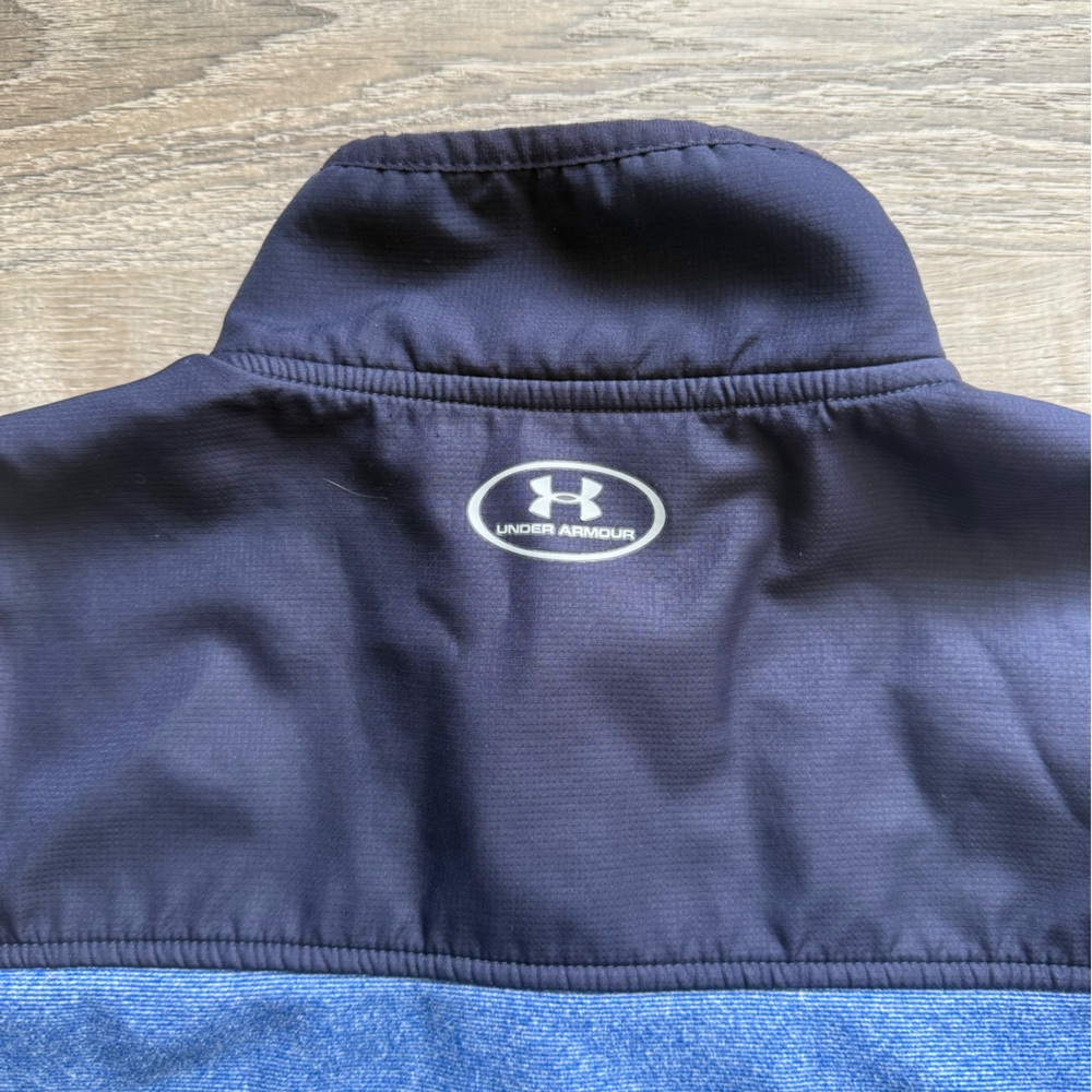 Under Armour UA Boys Size M 9/10 Heathered Blue Performance Pullover Sweatshirt - Picture 4 of 7